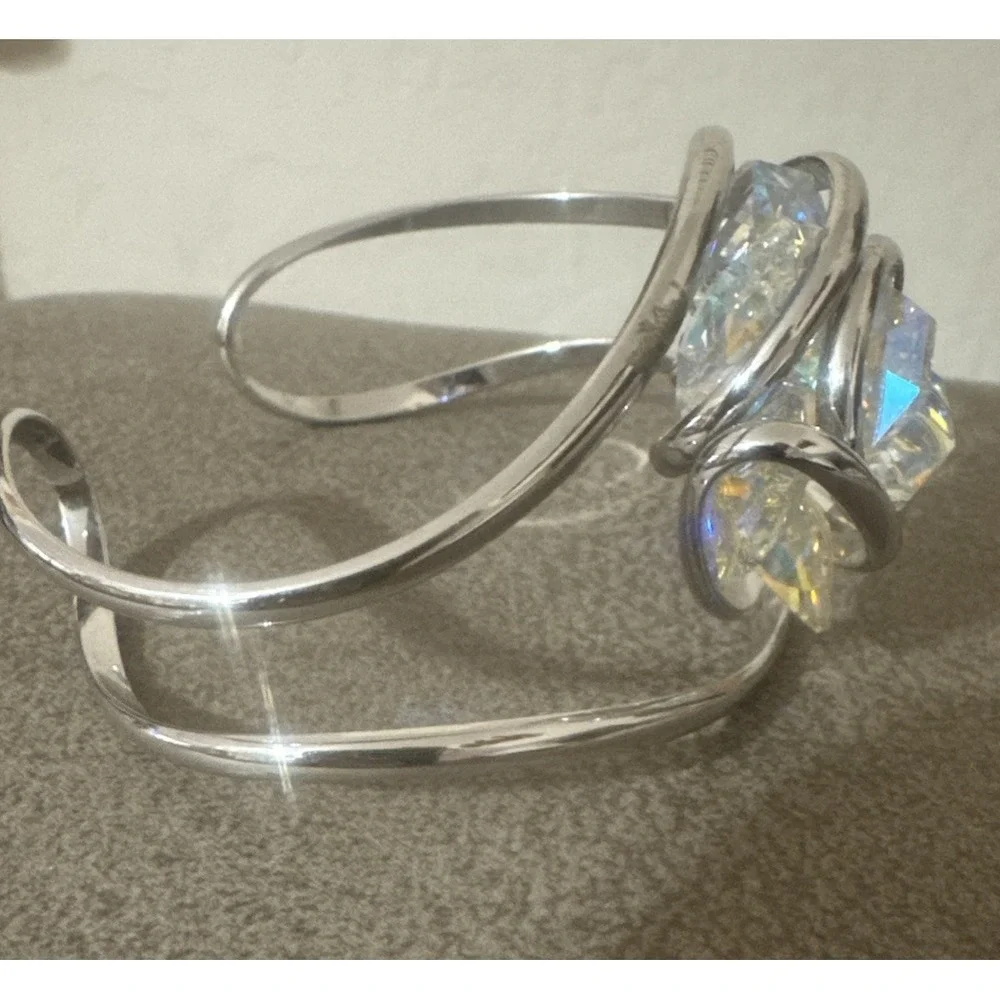 Swaroski Bracelet Bouquet Crystal Medium AB BR1